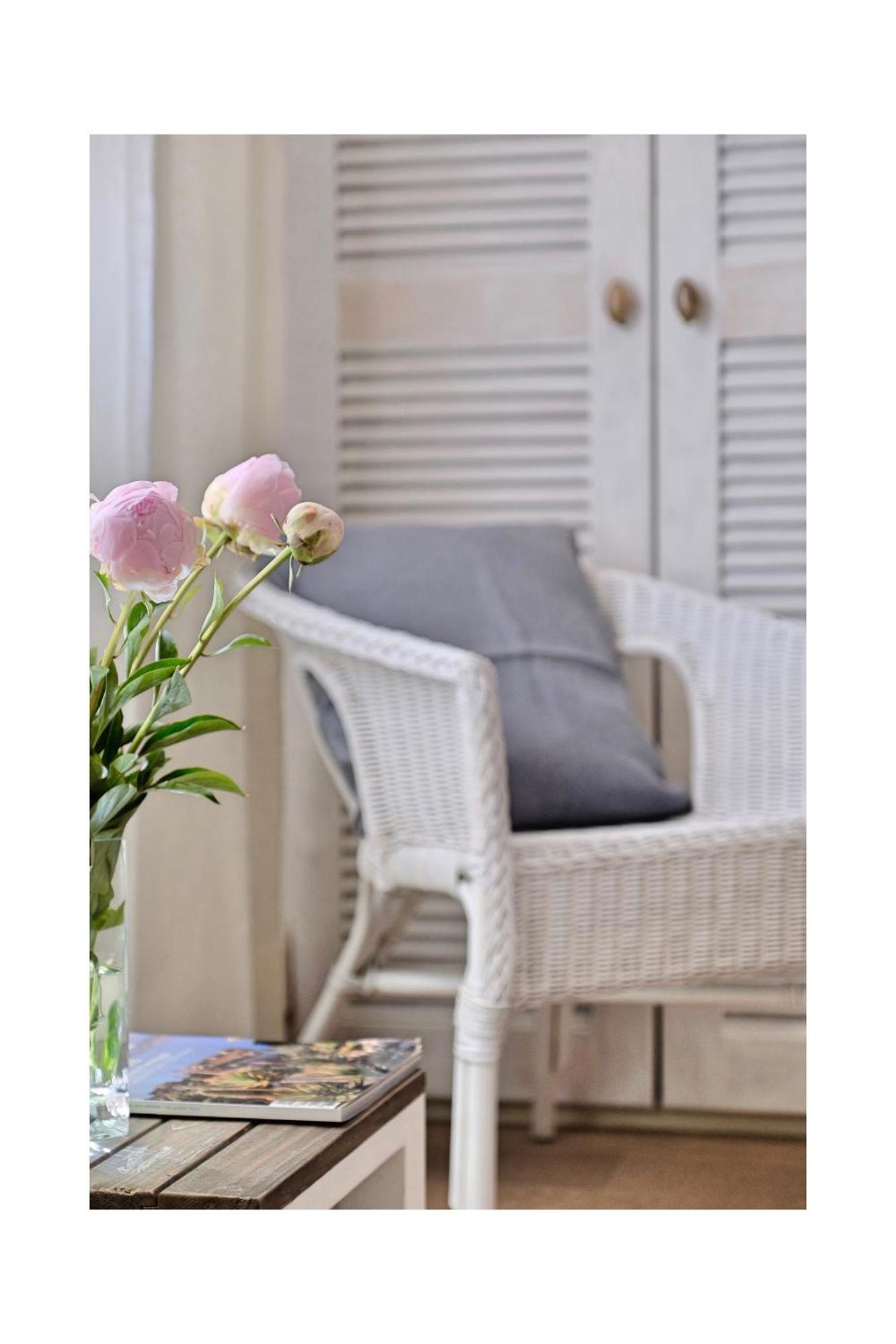 Les Jardins De Sitaara Bed & Breakfast Cucuron Exterior photo